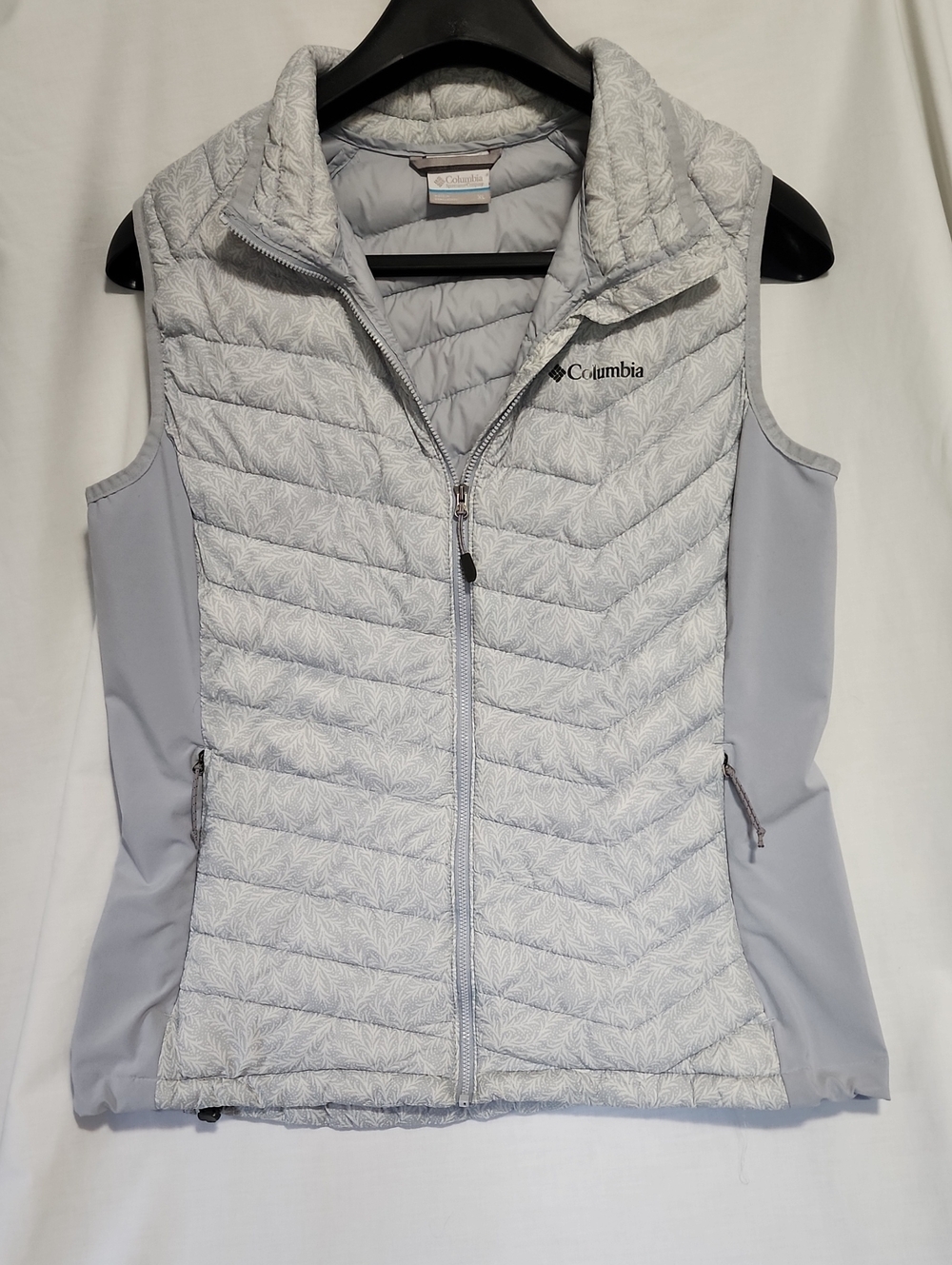 Columbia Women's Light Gray Quilted Packable Vest